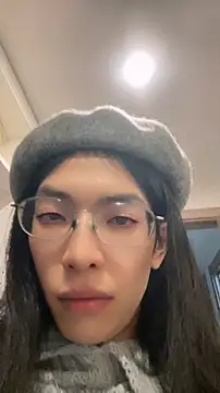 Snapshot of CrytinaSissyCrossdress chatting on 10-26-25, 03:40 CrytinaSissyCrossdress online show from 10-26-25, 03:40