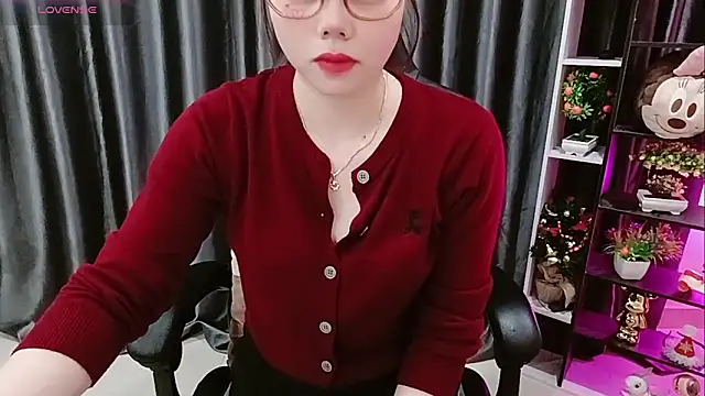 Yuki-yio online show from 02-25-26, 01:15