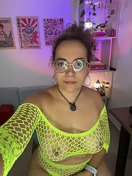 Snapshot of Emma_Wish chatting on 06-04-26, 05:41 Emma Wish online show from 06-04-26, 05:41
