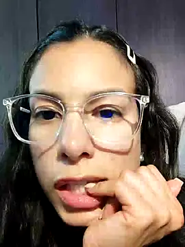 Snapshot of Angelinalombardi_ chatting on 03-15-25, 03:40 Angelinalombardi online show from 03-15-25, 03:40