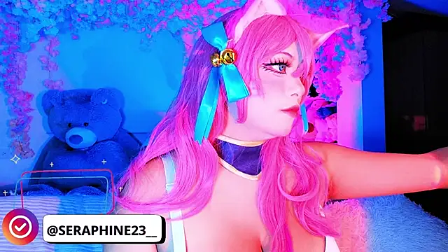 seraphine23 online show from 11-15-25, 03:37