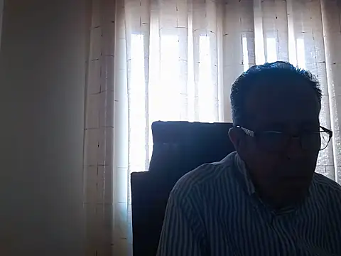 Snapshot of TonyComa chatting on 09-25-25, 01:48 TonyComa online show from 09-25-25, 01:48