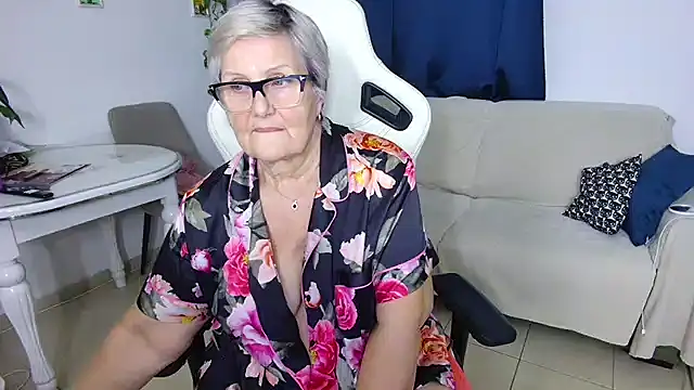 Selenna57 online show from 01-31-26, 07:11