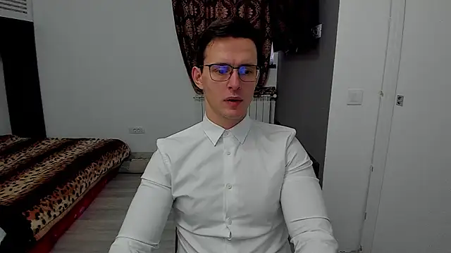 sexxymuscles4u online show from 01-29-25, 06:22