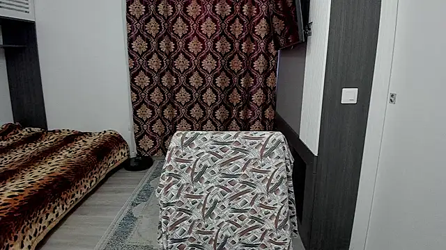 sexxymuscles4u online show from 03-13-25, 11:30