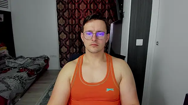 sexxymuscles4u online show from 03-03-26, 12:22