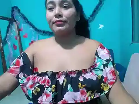 sirena 15 online show from 12-23-24, 05:49