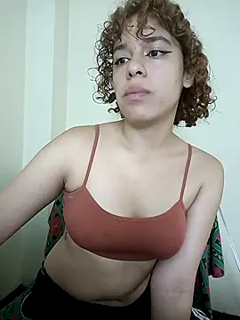 Snapshot of EmmaMelissa0521 chatting on 12-05-24, 01:49 EmmaMelissa0521 online show from 12-05-24, 01:49