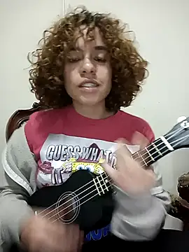 Snapshot of EmmaMelissa0521 chatting on 02-09-25, 11:46 EmmaMelissa0521 online show from 02-09-25, 11:46