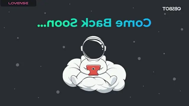 Snapshot of GamerGirl_Eve chatting on 05-10-26, 04:23 GamerGirl Eve online show from 05-10-26, 04:23