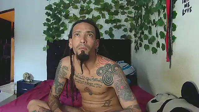 Snapshot of caribbeanlover1 chatting on 05-08-26, 08:47 caribbeanlover1 online show from 05-08-26, 08:47