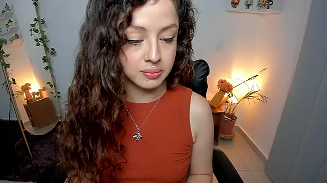 Snapshot of Cassandra_Caiin chatting on 07-15-26, 11:54 Cassandra Caiin online show from 07-15-26, 11:54
