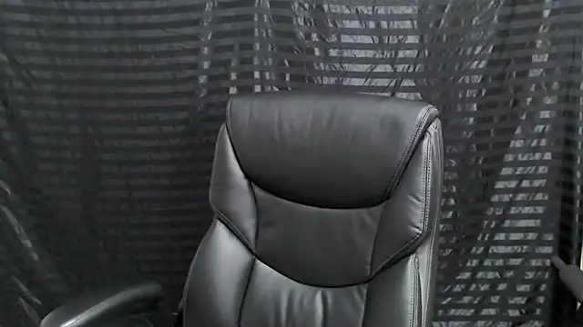 ThickD2C online show from 12-14-24, 01:06