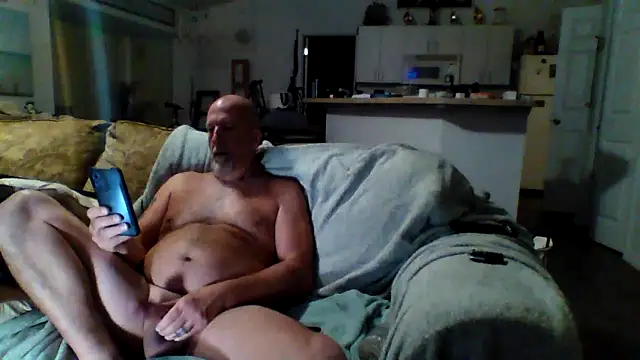 Snapshot of Yankeedave420 chatting on 01-21-25, 11:56 Yankeedave420 online show from 01-21-25, 11:56