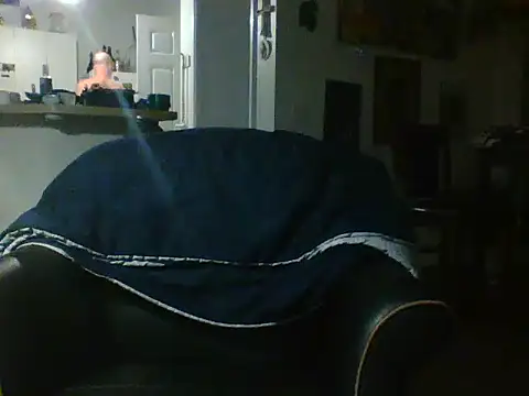 Snapshot of Yankeedave420 chatting on 02-01-25, 12:51 Yankeedave420 online show from 02-01-25, 12:51