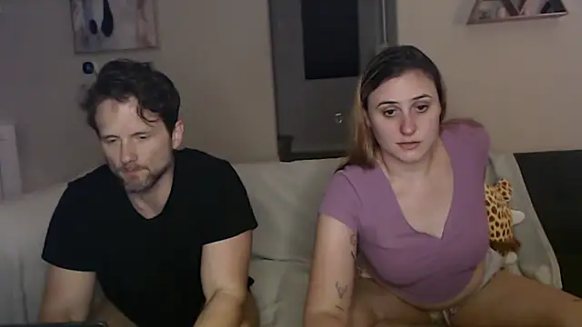 Snapshot of sunny420princess chatting on 09-21-25, 02:57 sunny420princess online show from 09-21-25, 02:57