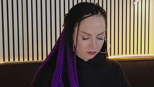 Snapshot of lily_conor chatting on 03-18-25, 05:52 lily conor online show from 03-18-25, 05:52