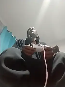 Makeyoucumallover online show from 10-31-25, 06:03