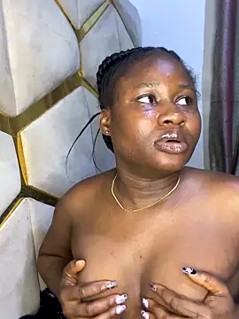 catty3232 online show from 10-13-25, 12:43