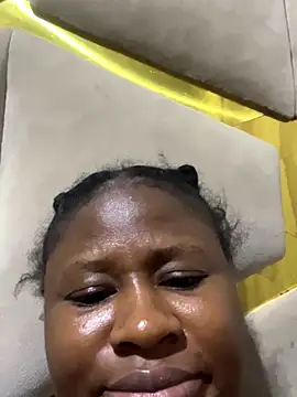 catty3232 online show from 10-18-25, 01:19