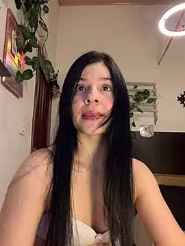 Estefani 32 online show from 02-23-26, 12:52