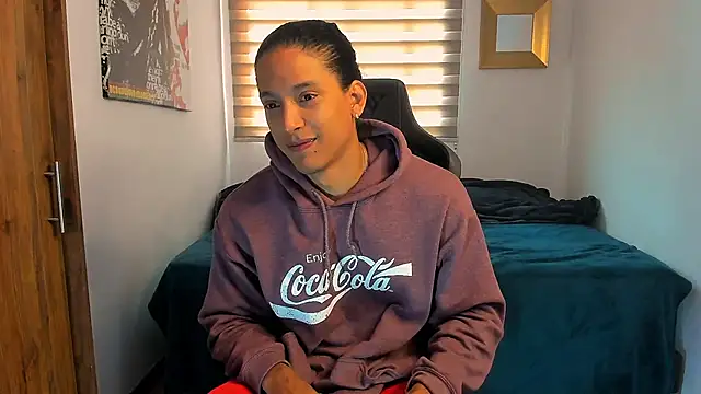 Liam V online show from 12-21-24, 03:20