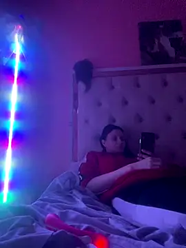 Flossy Vettie online show from 11-30-25, 04:05