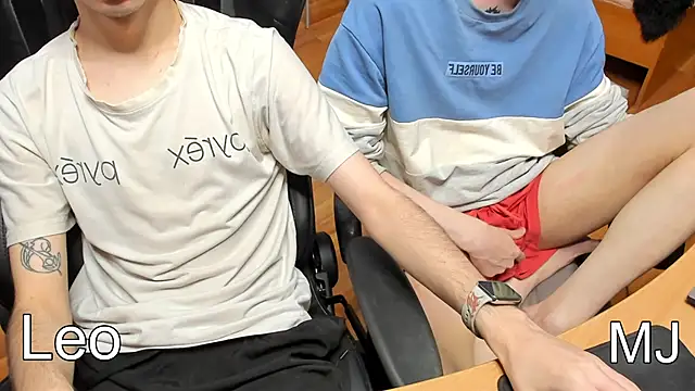 Snapshot of teelimata chatting on 02-25-25, 02:54 teelimata online show from 02-25-25, 02:54