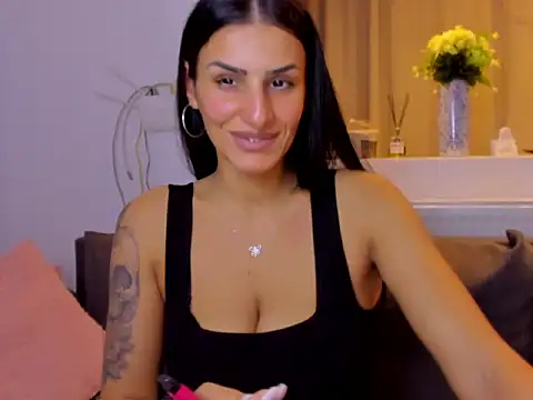 Snapshot of MichelleTwerk chatting on 02-03-26, 05:07 MichelleTwerk online show from 02-03-26, 05:07