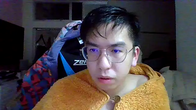 Snapshot of charlie_xdd chatting on 02-07-25, 12:06 charlie xdd online show from 02-07-25, 12:06