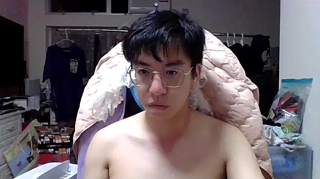 Snapshot of charlie_xdd chatting on 03-04-25, 01:59 charlie xdd online show from 03-04-25, 01:59