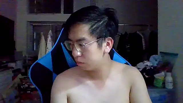 Snapshot of charlie_xdd chatting on 03-11-25, 12:28 charlie xdd online show from 03-11-25, 12:28