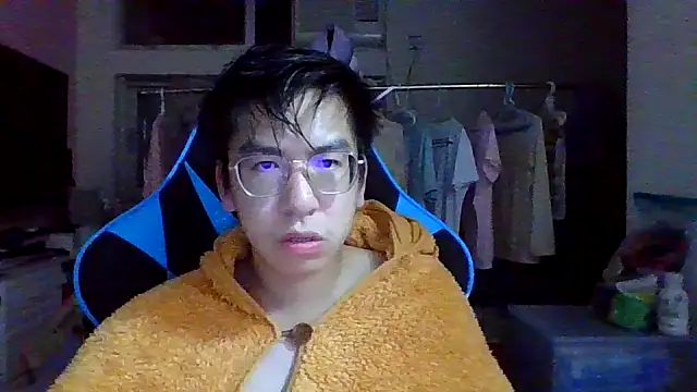 Snapshot of charlie_xdd chatting on 03-18-25, 01:20 charlie xdd online show from 03-18-25, 01:20