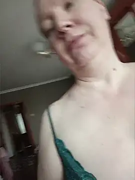 GoddessLara online show from 05-13-26, 01:25