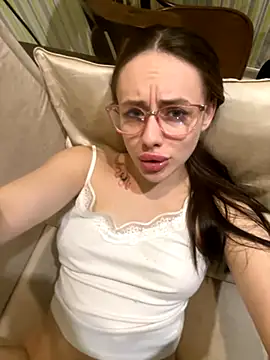 Lisaaan online show from 10-09-25, 11:19