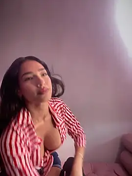 DulceLenns online show from 11-08-25, 06:18