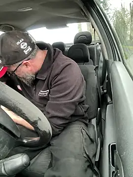 Snapshot of jim470 chatting on 02-10-25, 03:42 jim470 online show from 02-10-25, 03:42