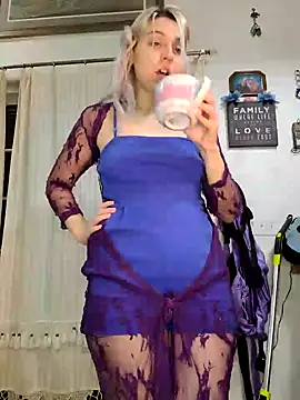 Snapshot of ScarletCallings420 chatting on 01-01-25, 02:09 ScarletCallings420 online show from 01-01-25, 02:09