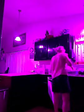 Snapshot of ScarletCallings420 chatting on 11-09-25, 05:22 ScarletCallings420 online show from 11-09-25, 05:22