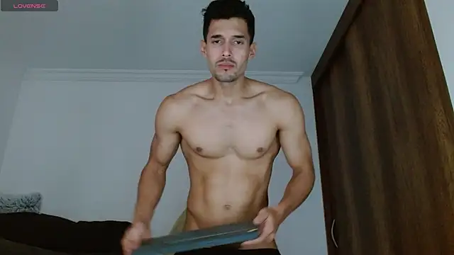 Noah jhonsonn online show from 03-04-25, 03:48