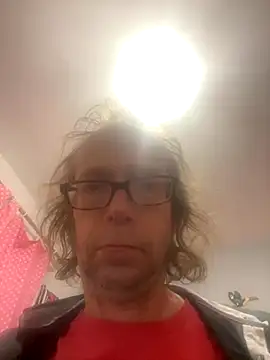 Snapshot of Spunkarama1 chatting on 10-17-25, 08:22 Spunkarama1 online show from 10-17-25, 08:22