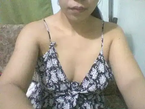 Snapshot of spankmybootyxxx chatting on 01-14-25, 08:04 spankmybootyxxx online show from 01-14-25, 08:04