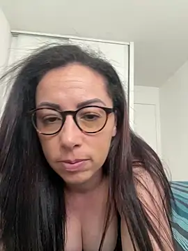 kymii online show from 04-16-26, 01:01