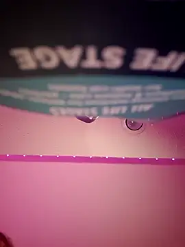 Cutegothcrybabyx online show from 12-18-25, 10:21