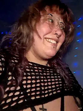 Snapshot of Cutegothcrybabyx chatting on 04-26-26, 02:31 Cutegothcrybabyx online show from 04-26-26, 02:31