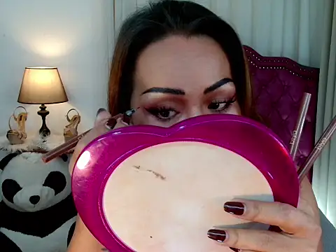 DreamLADYBOY online show from 01-18-26, 07:39