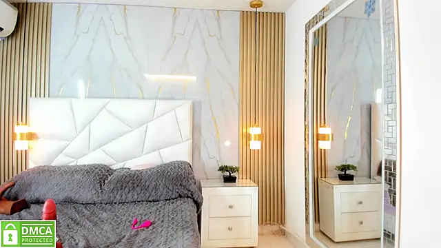 lissetlong69 online show from 02-03-25, 08:35