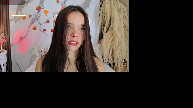 hannahill69 online show from 10-23-25, 05:07