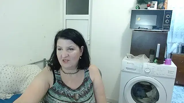 Snapshot of RidemerafSuzana chatting on 02-19-25, 08:31 RidemerafSuzana online show from 02-19-25, 08:31