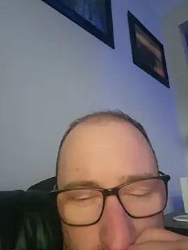 gdawg78 online show from 09-29-25, 07:51